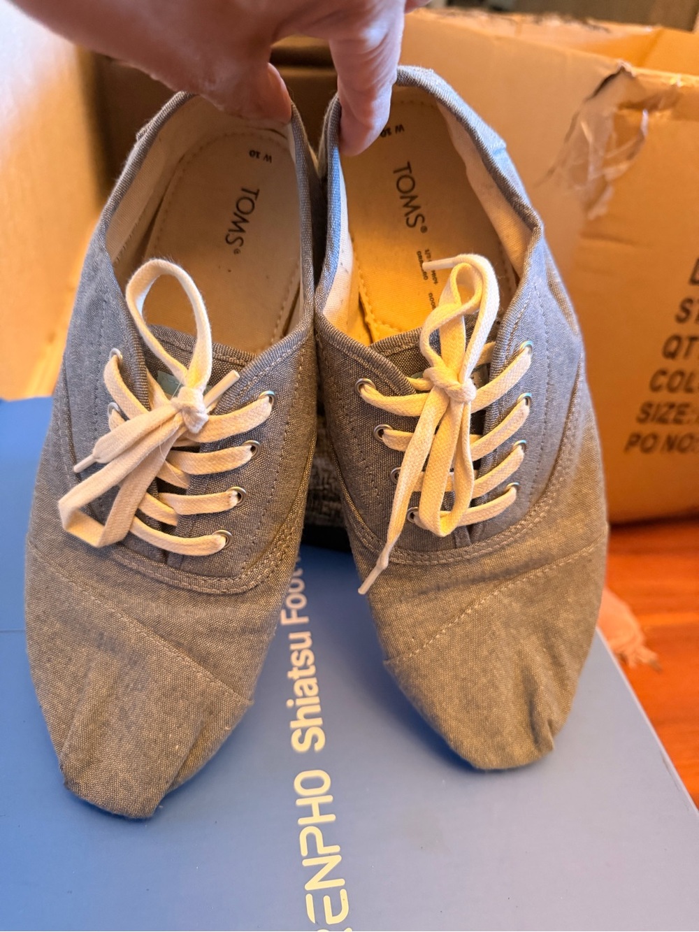 TOMS Women’s Gray Chambray Lace-Up Moccasins